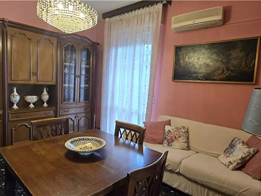 Immagine 1 di Appartamento in vendita  a Modena