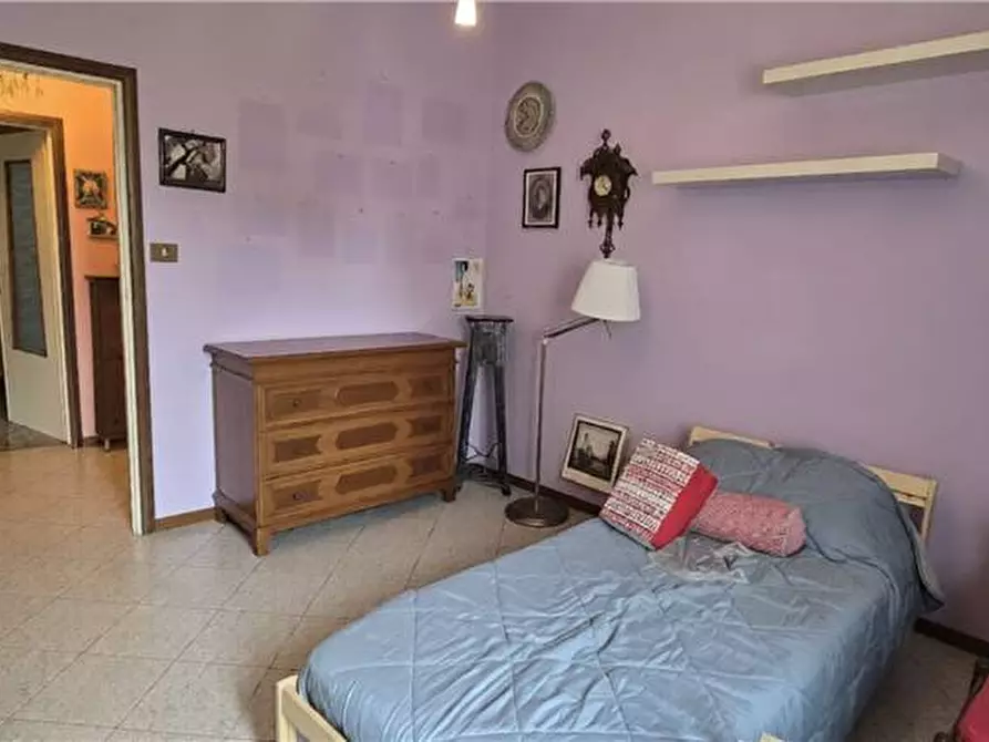 Immagine 10 di Appartamento in vendita  a Modena
