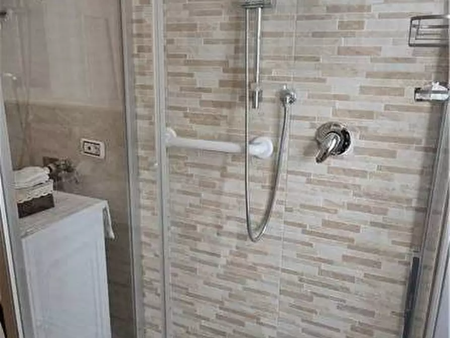 Immagine 14 di Appartamento in vendita  a Modena