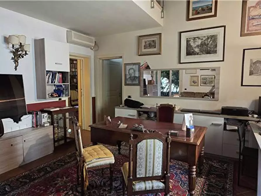 Immagine 9 di Villa in vendita  a Formigine