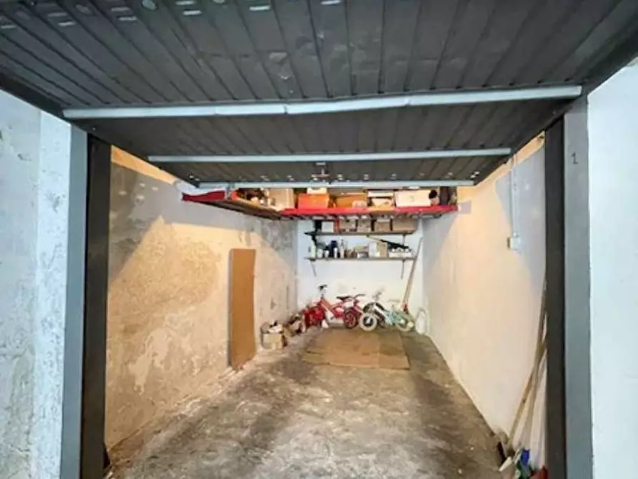 Immagine 17 di Appartamento in vendita  a Modena