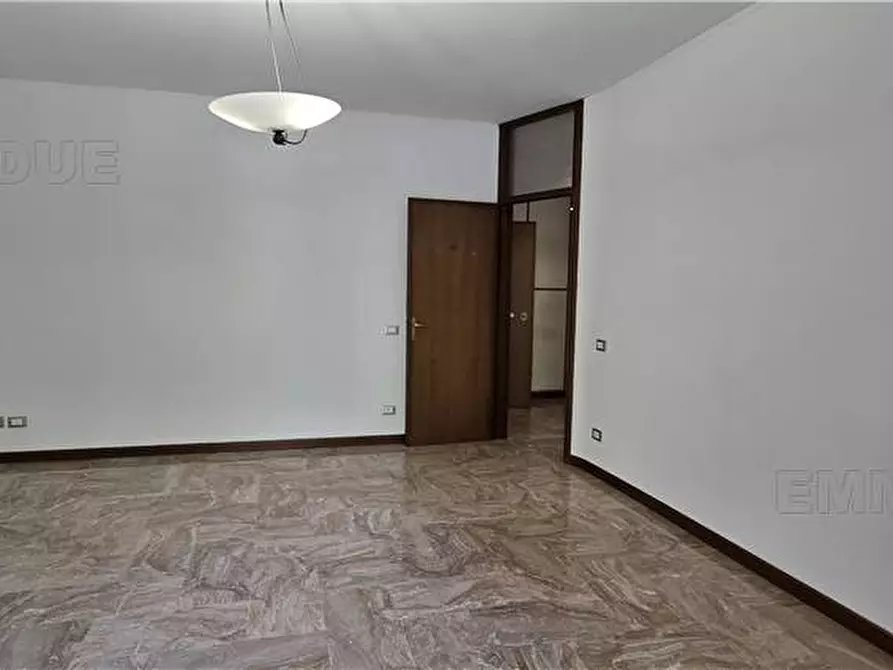 Immagine 13 di Appartamento in vendita  a Mirandola