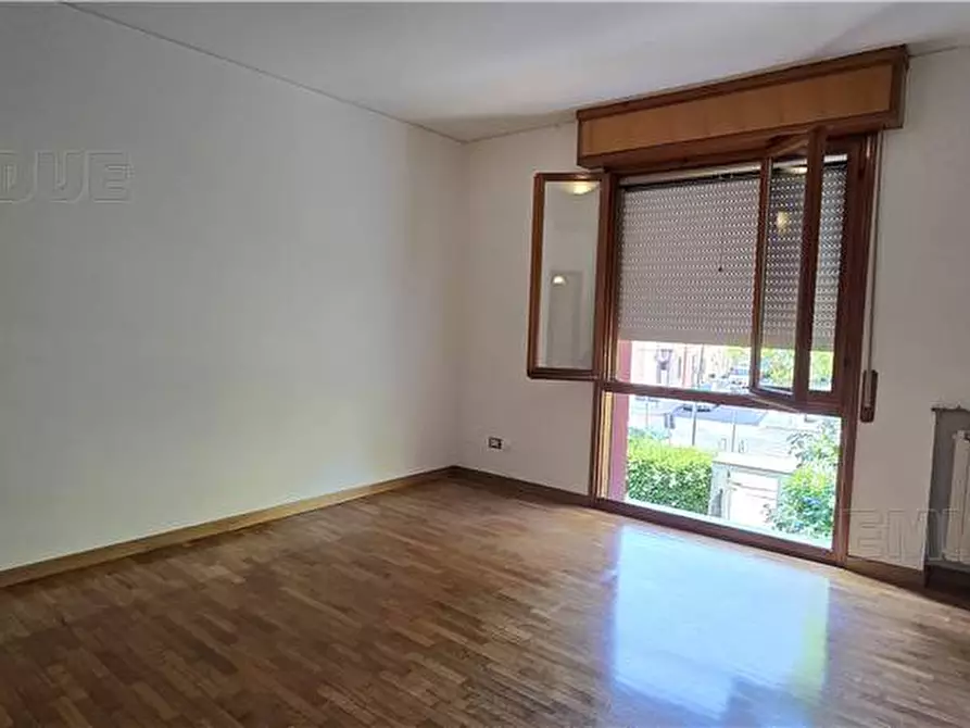 Immagine 4 di Appartamento in vendita  a Mirandola