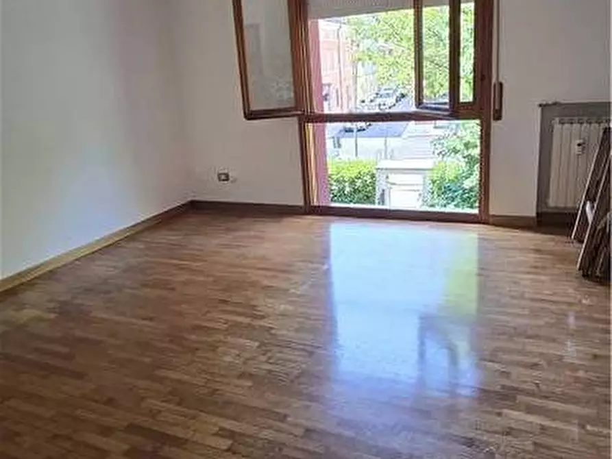 Immagine 8 di Appartamento in vendita  a Mirandola