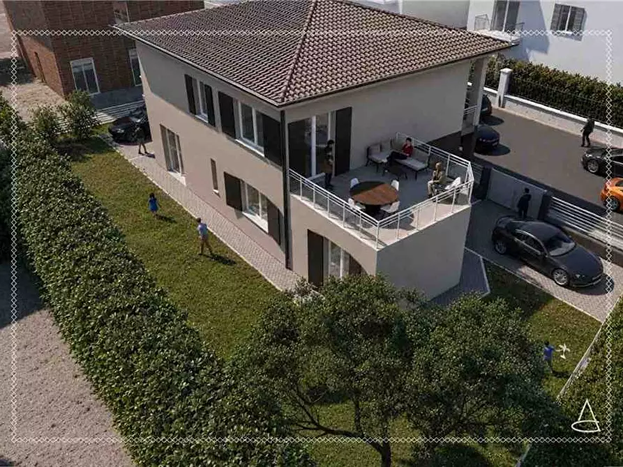 Immagine 12 di Porzione di casa in vendita  a Modena
