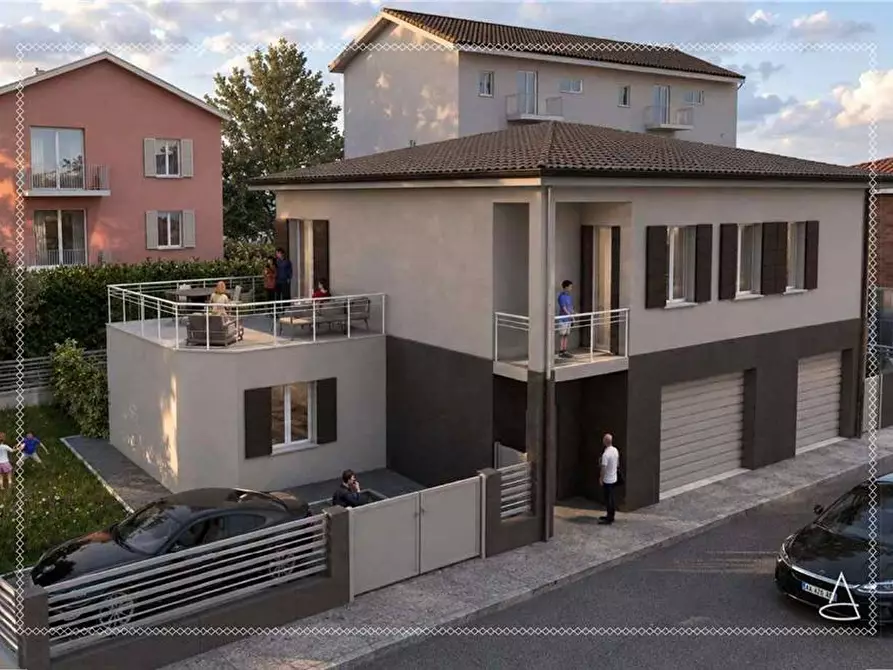 Immagine 8 di Porzione di casa in vendita  a Modena
