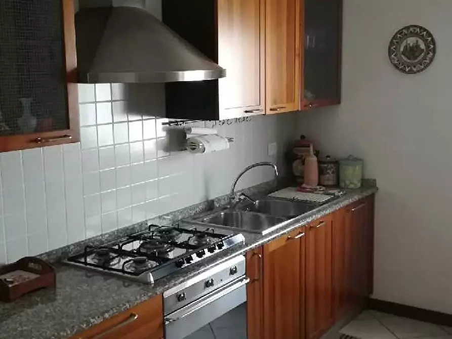 Immagine 4 di Villa in vendita  a Santa Giuletta