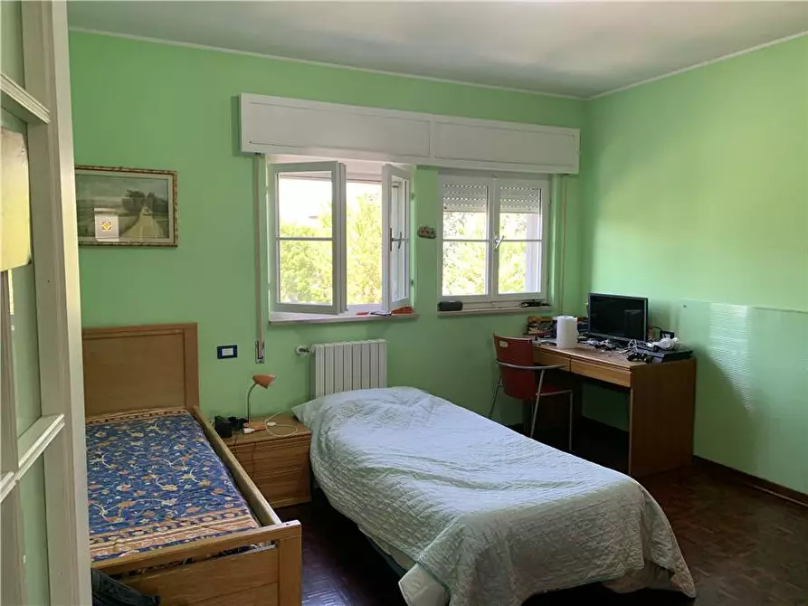Immagine 11 di Villa in vendita  a Broni
