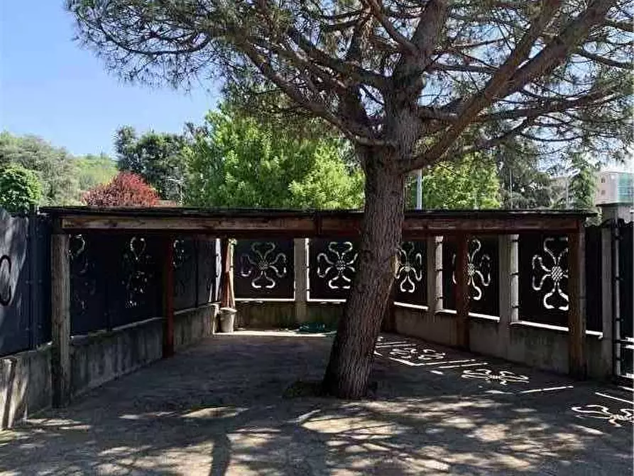 Immagine 4 di Villa in vendita  a Broni