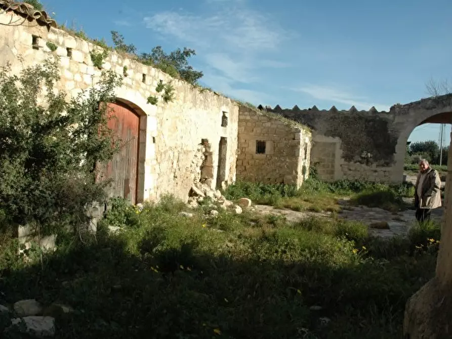 Immagine 4 di Rustico / casale in vendita  in Via C.DA TERRINAZZO STRADA FA a Noto