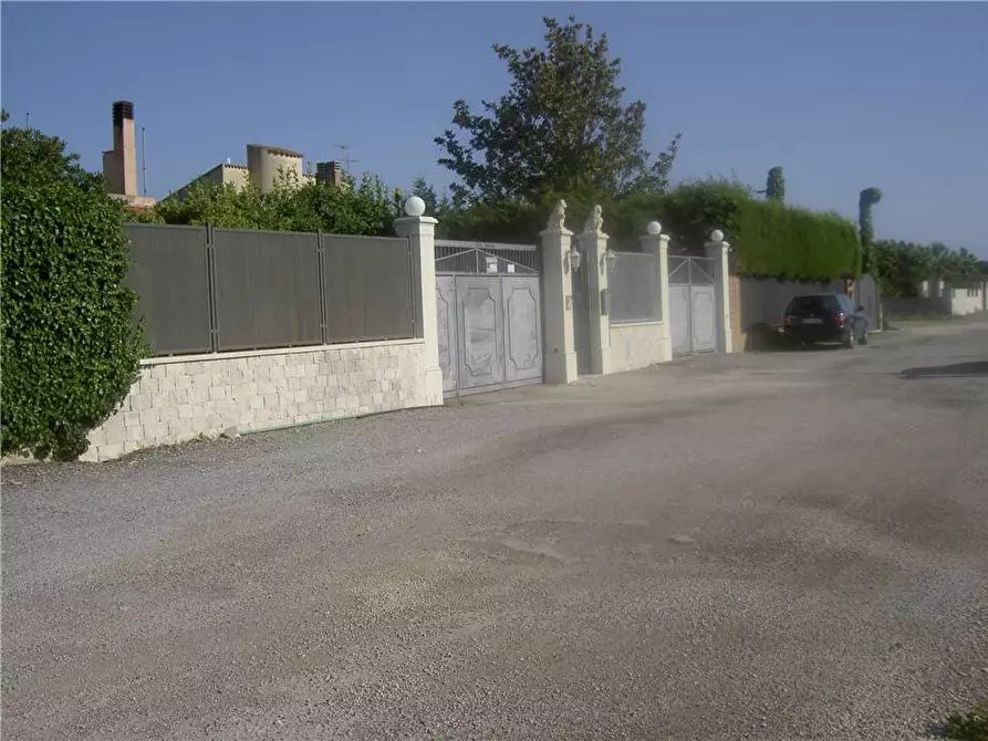 Immagine 7 di Villa in vendita  in Via SAN GIULIANO SANT ELENA a Modica