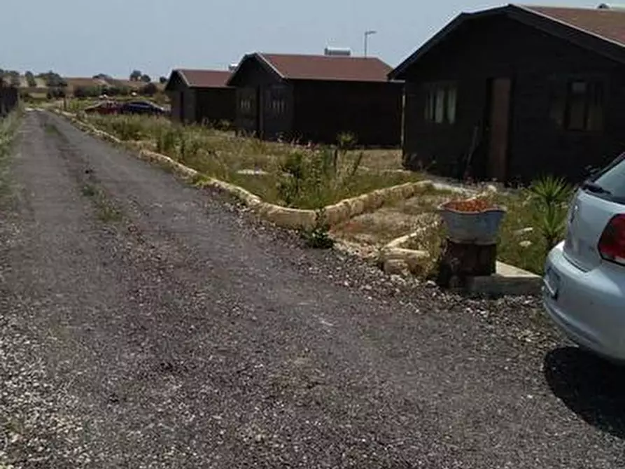 Immagine 11 di Attività commerciale in vendita  in Loc. C/DA BARONI a Noto
