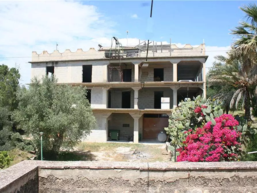 Immagine 2 di Stabile in vendita  in Loc. CONTRADA GIOI, SN a Noto