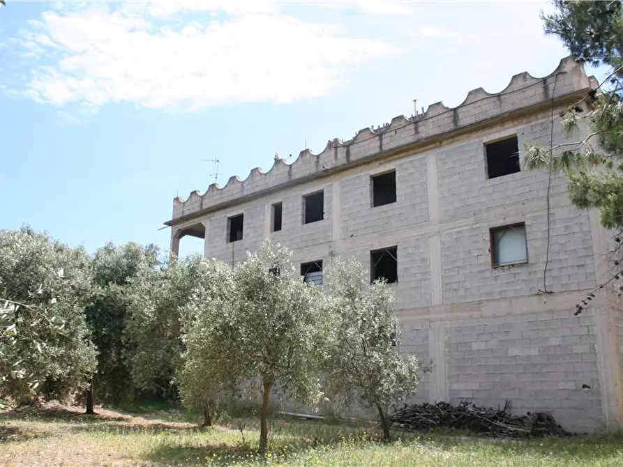 Immagine 5 di Stabile in vendita  in Loc. CONTRADA GIOI, SN a Noto