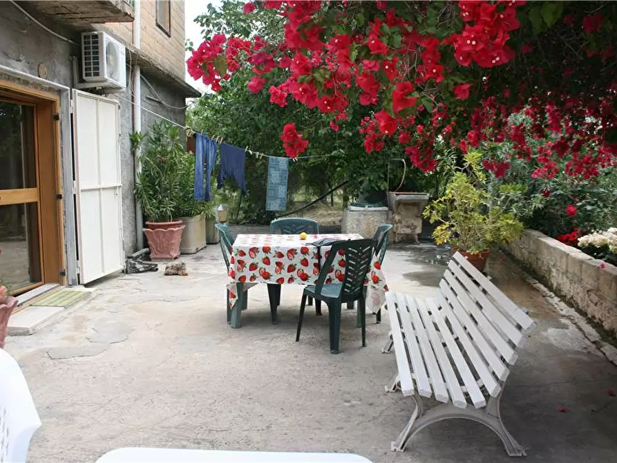 Immagine 6 di Stabile in vendita  in Loc. CONTRADA GIOI, SN a Noto