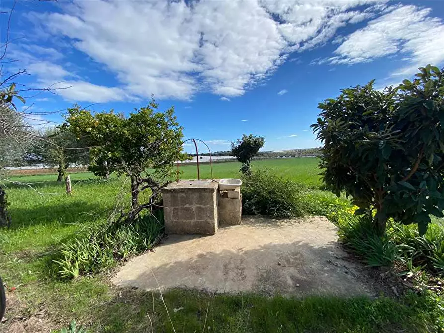 Immagine 8 di Terreno in vendita  in Loc. CDA BENUINI, SN a Noto