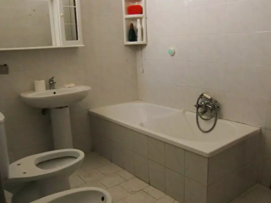 Immagine 5 di Villa in vendita  in Via BARBIERI, 116 a Noto