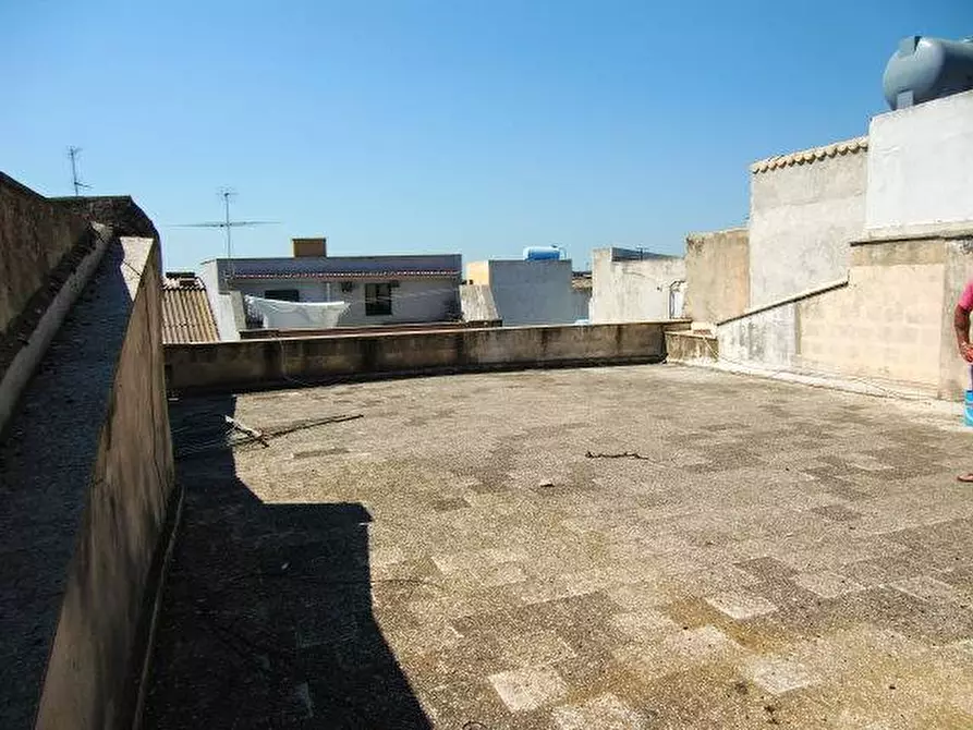 Immagine 9 di Villa in vendita  in Via BARBIERI, 116 a Noto