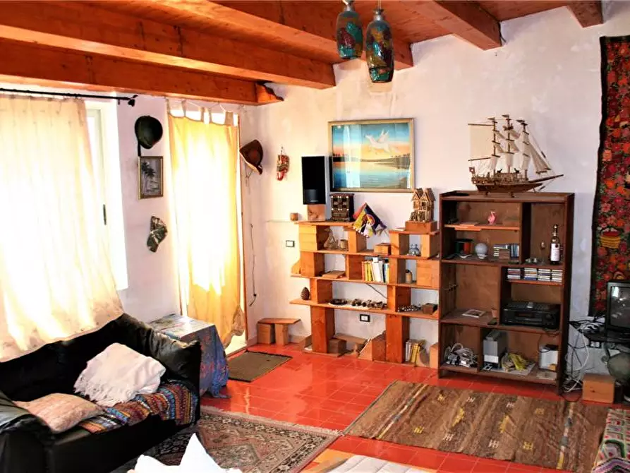 Immagine 3 di Villa in vendita  in Via SOLDATO GALLO, SN a Noto