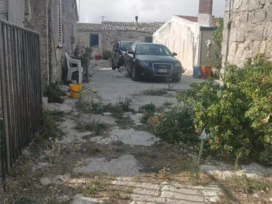 Immagine 4 di Rustico / casale in vendita  in Loc. Contrada Testa dell'Acqua, sn a Noto