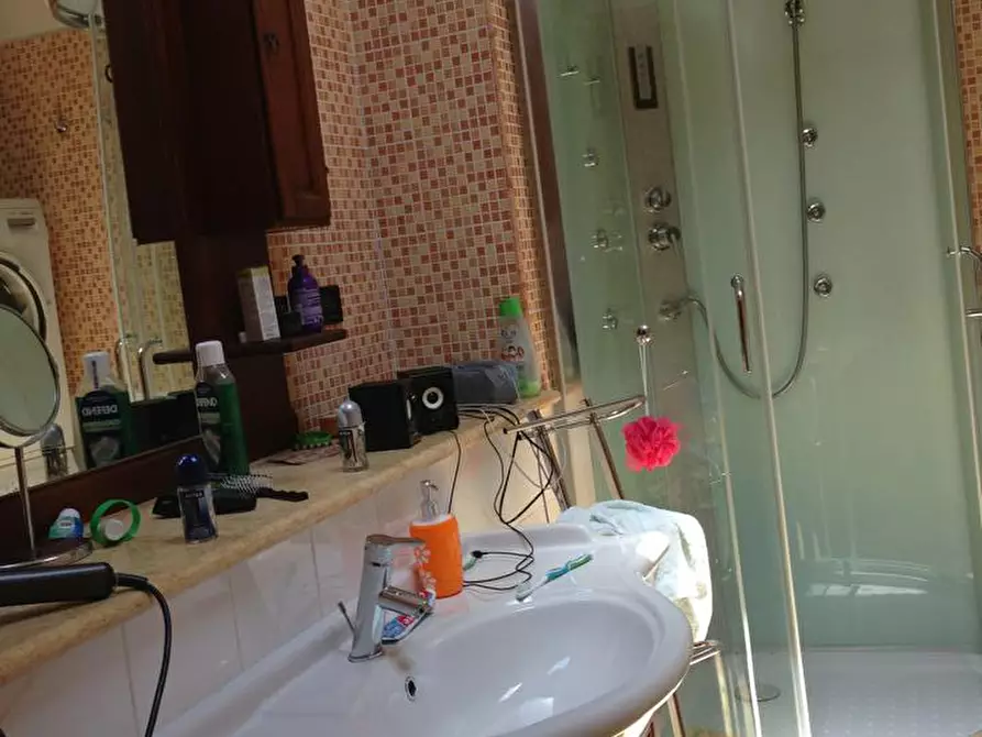 Immagine 12 di Stabile in vendita  in Via G. BARBIERI, 78 a Noto
