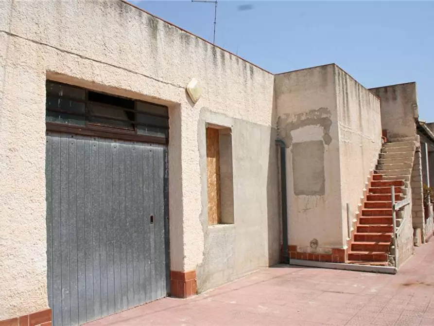 Immagine 2 di Villa in vendita  in Via CONDORELLI, 3 a Avola