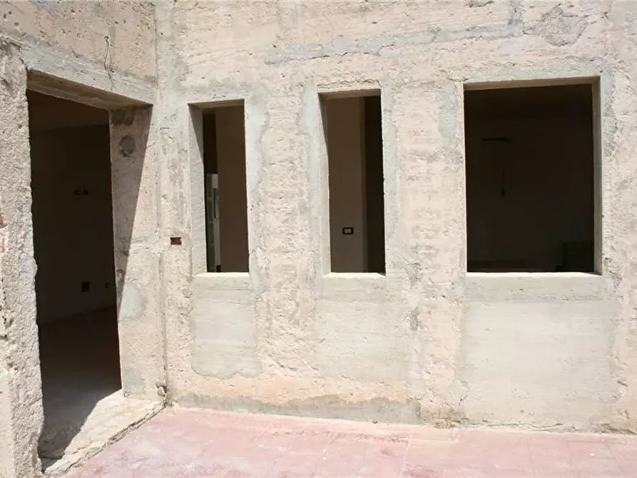 Immagine 5 di Villa in vendita  in Via CONDORELLI, 3 a Avola