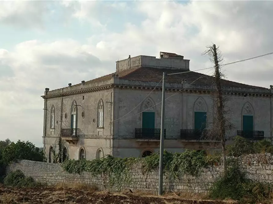 Immagine 2 di Villa in vendita  in Loc. C/DA CROCEVIA, NS a Modica