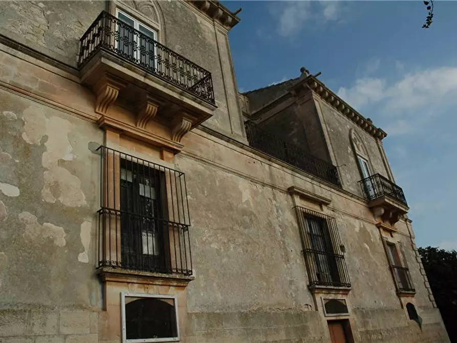 Immagine 5 di Villa in vendita  in Loc. C/DA CROCEVIA, NS a Modica