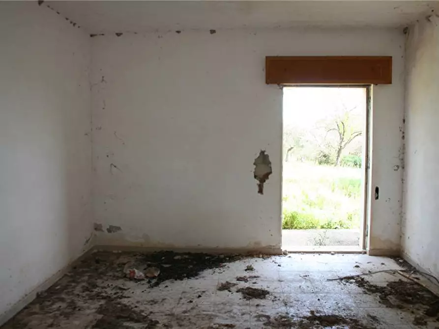 Immagine 14 di Rustico / casale in vendita  in Loc. C/DA Renna, sn a Noto