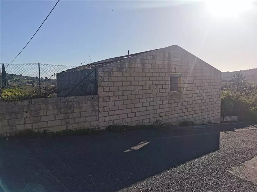 Immagine 3 di Capannone industriale in vendita  in Loc. C/DA FALDINO, SN a Noto