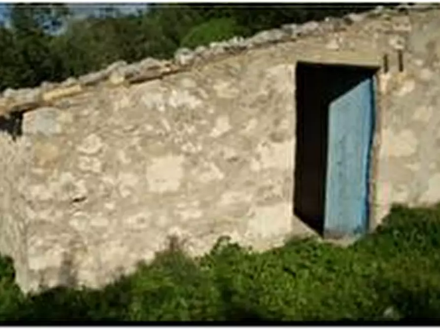 Immagine 4 di Rustico / casale in vendita  in Loc. C/DA LANTERNE a Ragusa