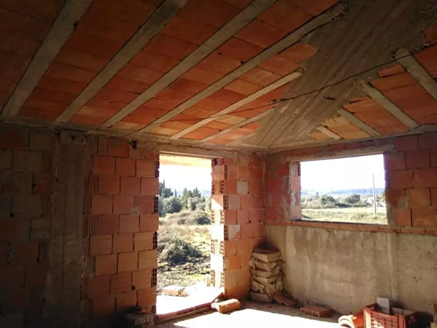 Immagine 4 di Villa in vendita  in Loc. TIVOLI, SN a Siracusa