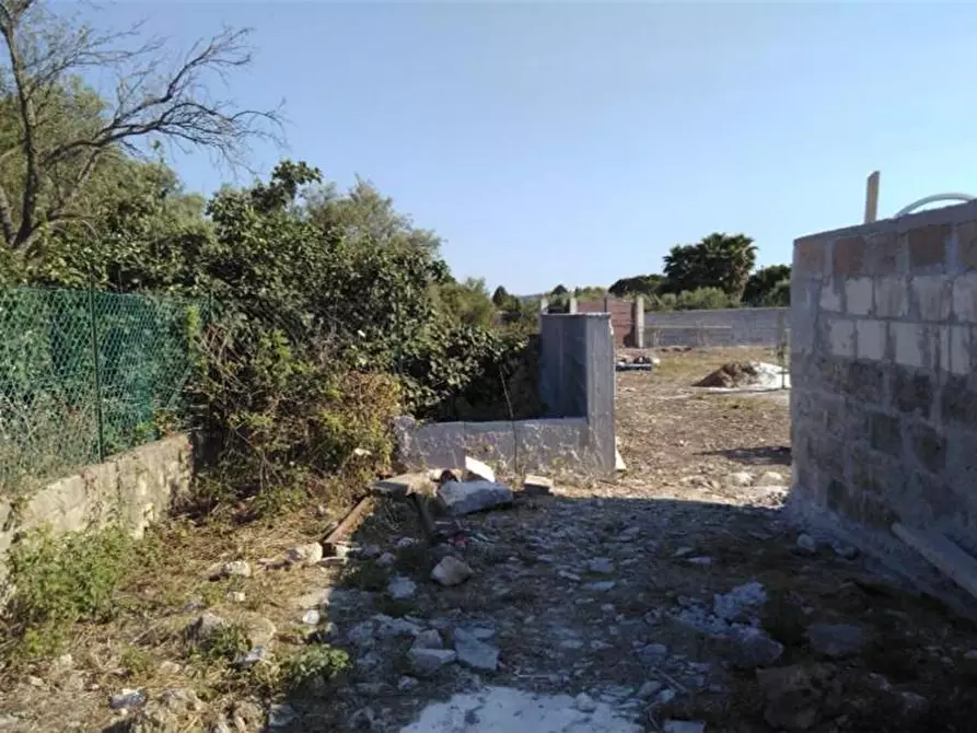 Immagine 7 di Villa in vendita  in Loc. TIVOLI, SN a Siracusa