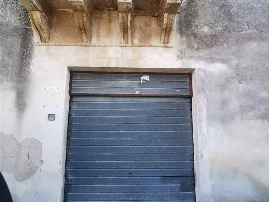 Immagine 5 di Stabile in vendita  in Via ARMONDI, 2 a Avola