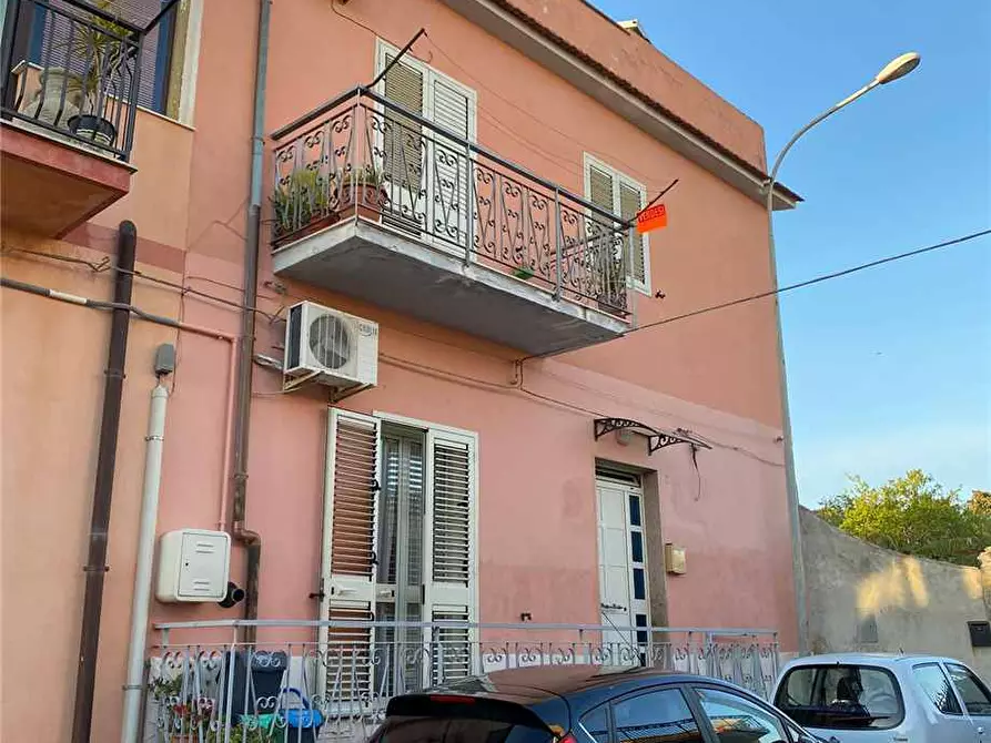 Immagine 2 di Villa in vendita  in Via BENVENUTI, 2 a Noto