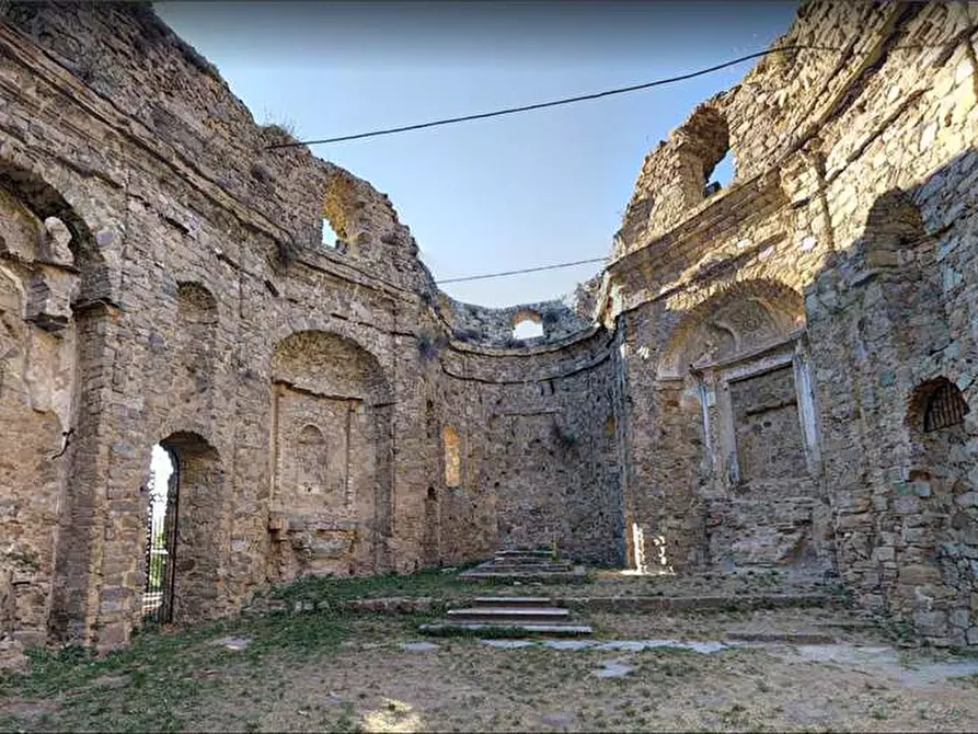 Immagine 10 di Rustico / casale in vendita  in Loc. BAIARDO, SN a Baiardo