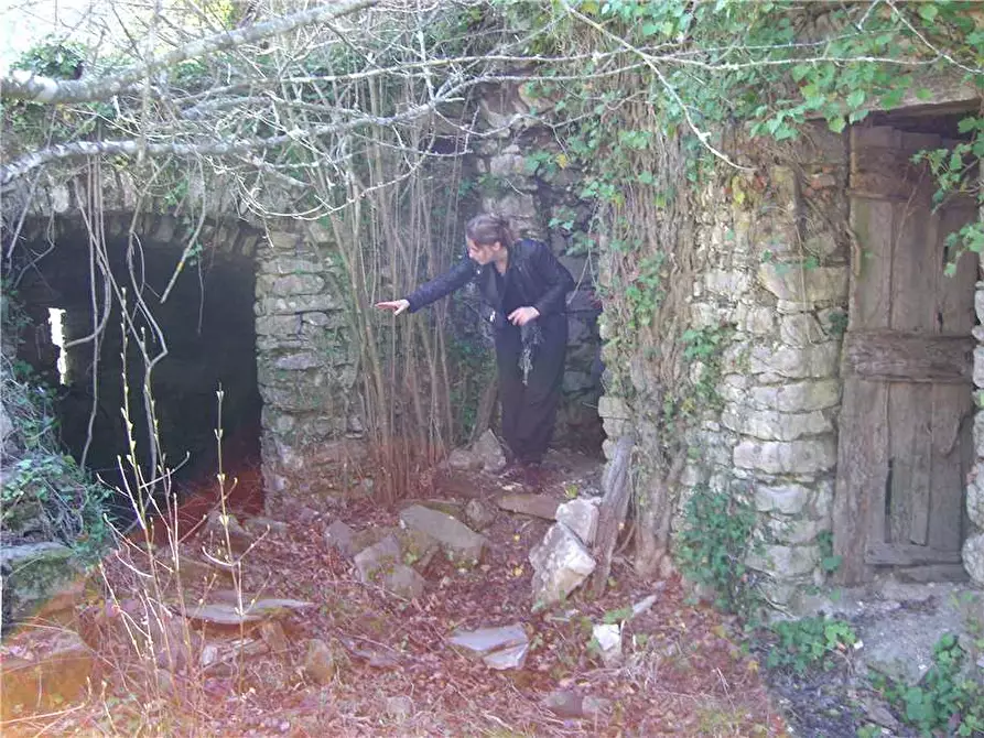 Immagine 3 di Rustico / casale in vendita  in Loc. BAIARDO, SN a Baiardo