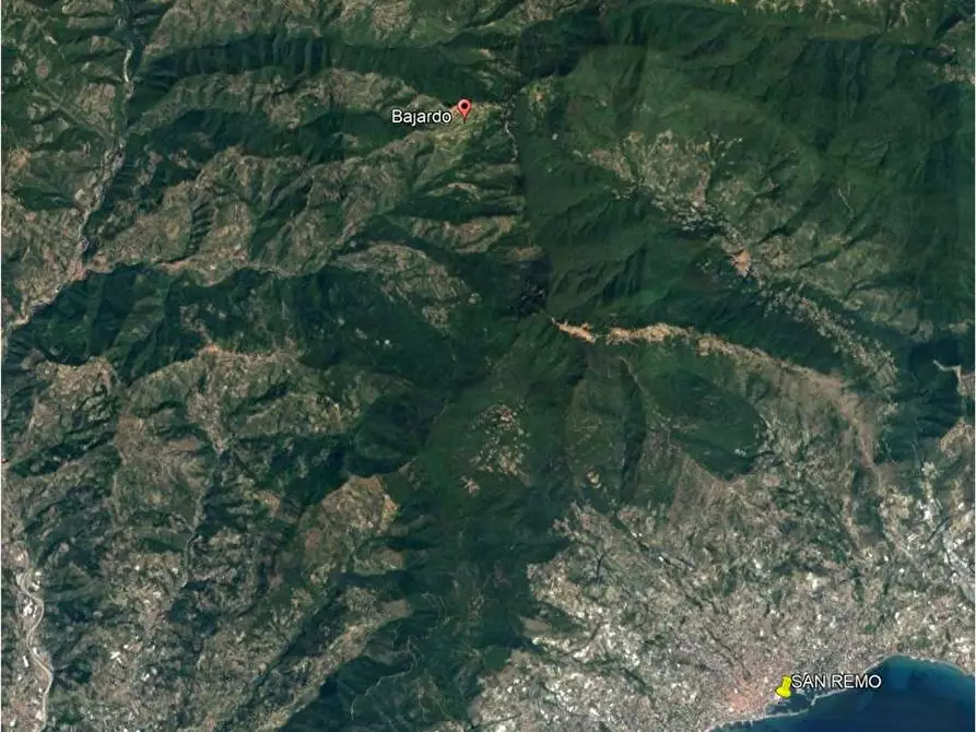 Immagine 6 di Rustico / casale in vendita  in Loc. BAIARDO, SN a Baiardo