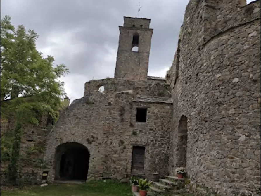Immagine 7 di Rustico / casale in vendita  in Loc. BAIARDO, SN a Baiardo