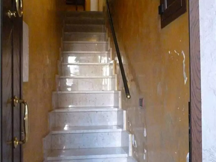 Immagine 6 di Villa in vendita  in Via RESALIBERA-RONCO1, 30 a Siracusa