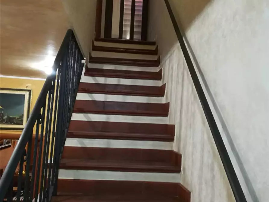 Immagine 9 di Villa in vendita  in Via RESALIBERA-RONCO1, 30 a Siracusa