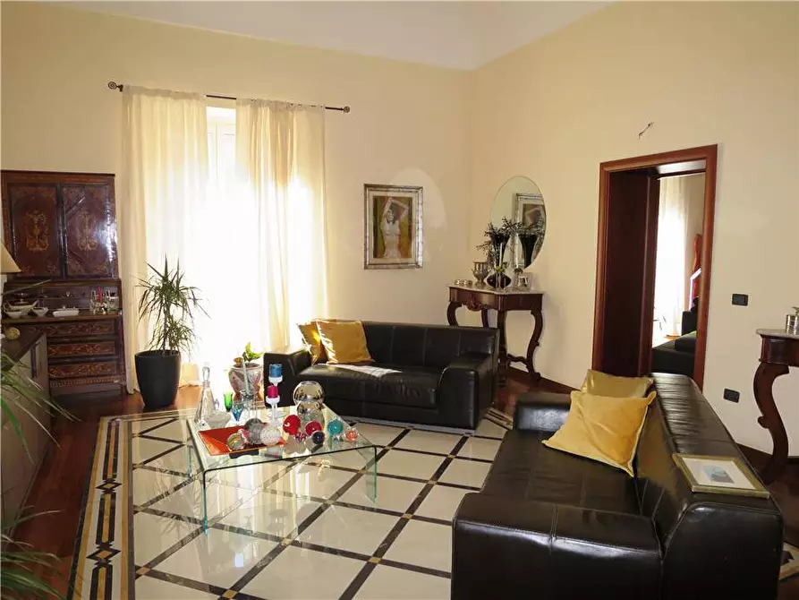Immagine 5 di Villa in vendita  in Via RUGGERO SETTIMO, 14 a Noto