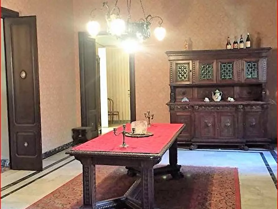 Immagine 4 di Stabile in vendita  in Via ZANARDELLI a Noto