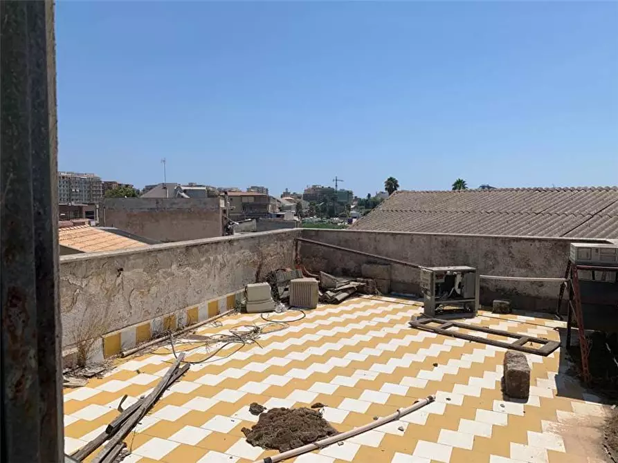 Immagine 8 di Attività commerciale in vendita  in V.le ERMOCRATE, 16 a Siracusa