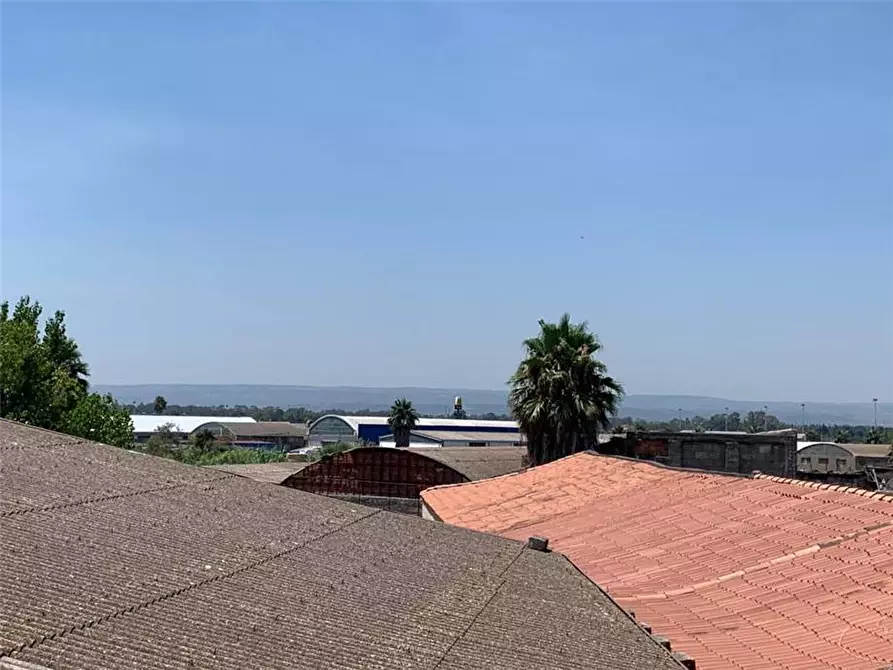 Immagine 9 di Attività commerciale in vendita  in V.le ERMOCRATE, 16 a Siracusa