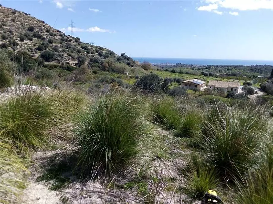 Immagine 4 di Terreno in vendita  in Loc. FIUMARELLA, SN a Avola
