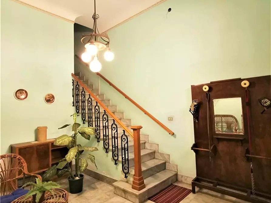Immagine 5 di Villa in vendita  in C.so GAETANO D' AGATA, 37 a Avola