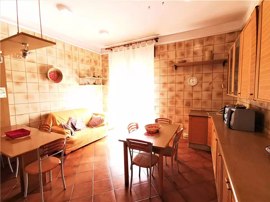 Immagine 6 di Villa in vendita  in C.so GAETANO D' AGATA, 37 a Avola