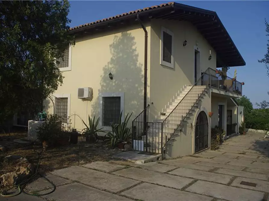 Immagine 2 di Villa in vendita  in Via VIA S. MICHELE ARCANGELO, SN a Noto